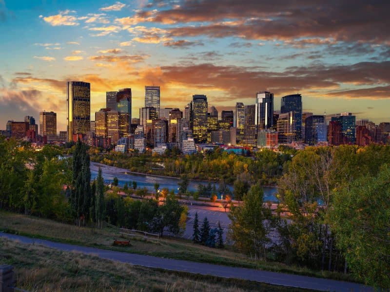 Sunset,Above,City,Skyline,Of,Calgary,With,Bow,River,,Alberta,
